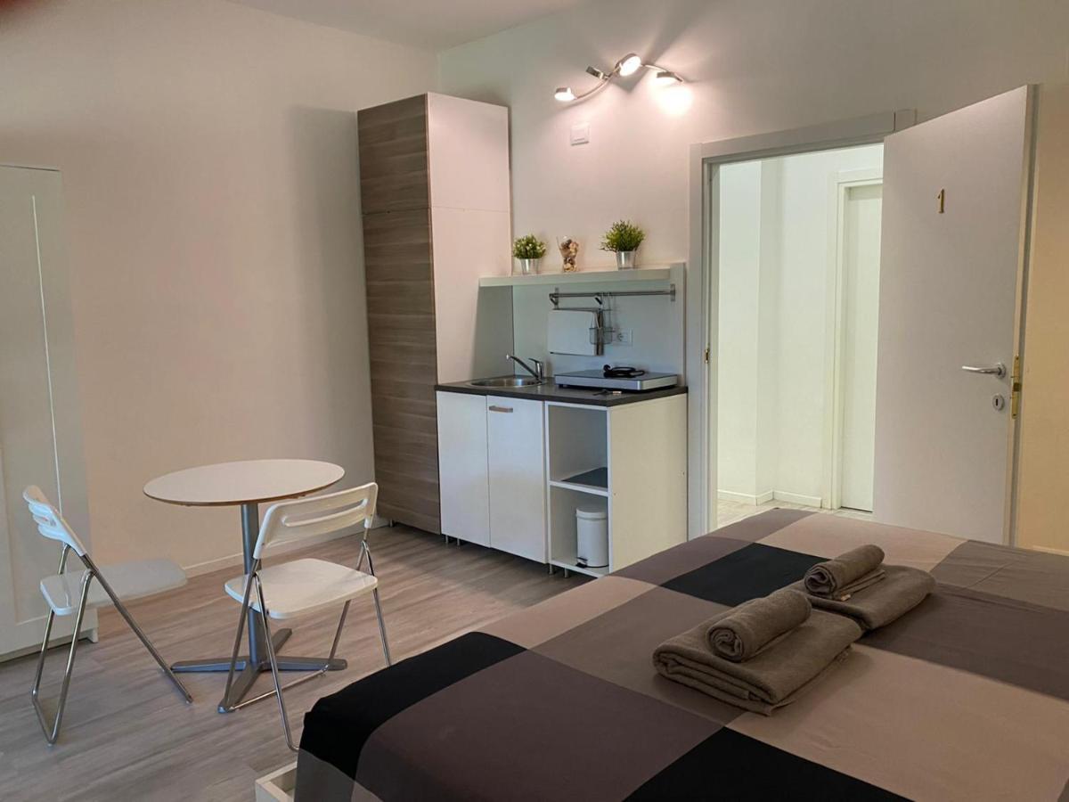 Bed&Breakfast Bbqueen Sandonato Policlinico Bed & Breakfast San Donato Milanese Dış mekan fotoğraf