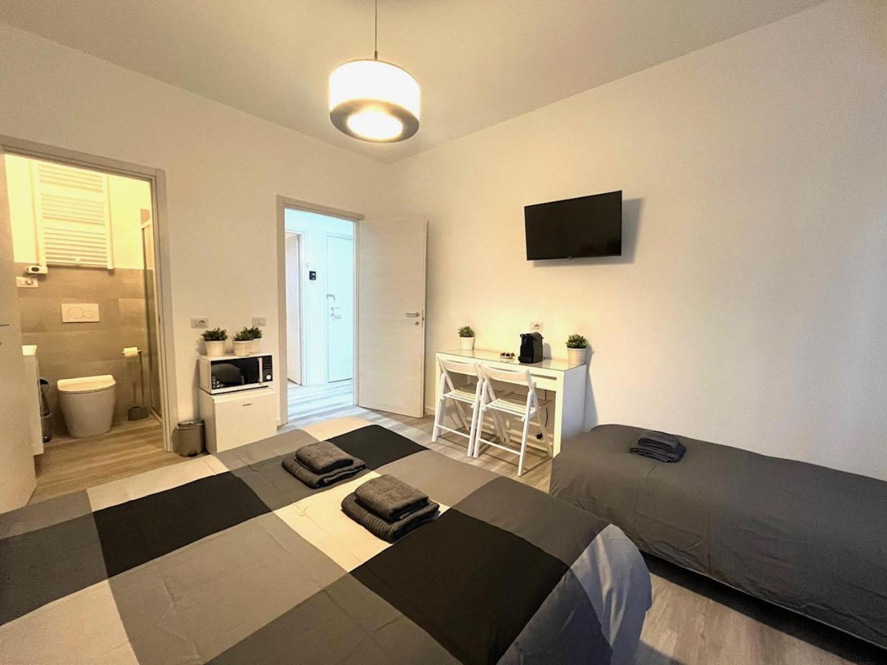 Bed&Breakfast Bbqueen Sandonato Policlinico Bed & Breakfast San Donato Milanese Dış mekan fotoğraf