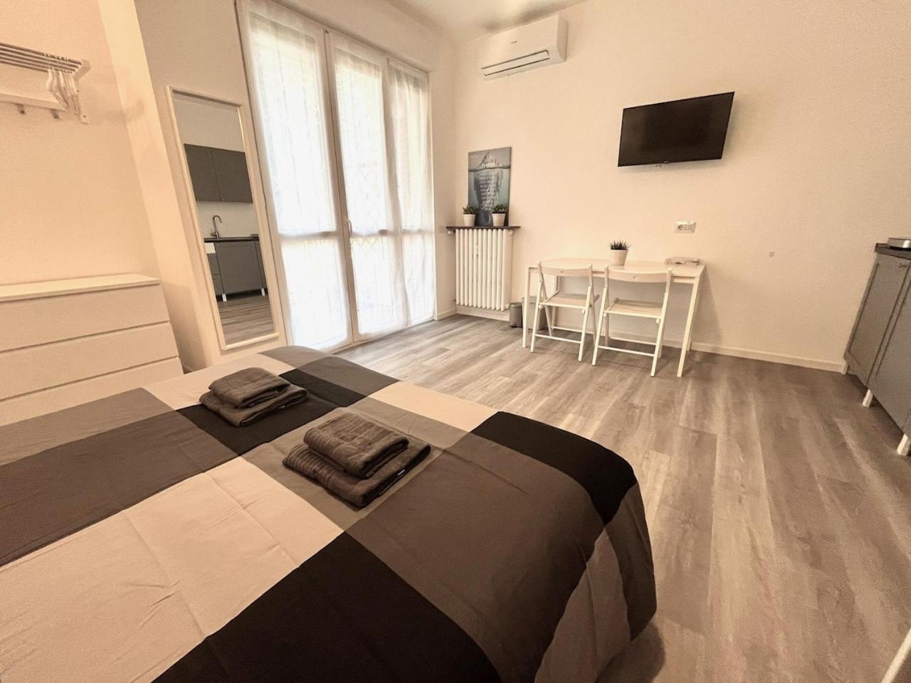 Bed&Breakfast Bbqueen Sandonato Policlinico Bed & Breakfast San Donato Milanese Dış mekan fotoğraf