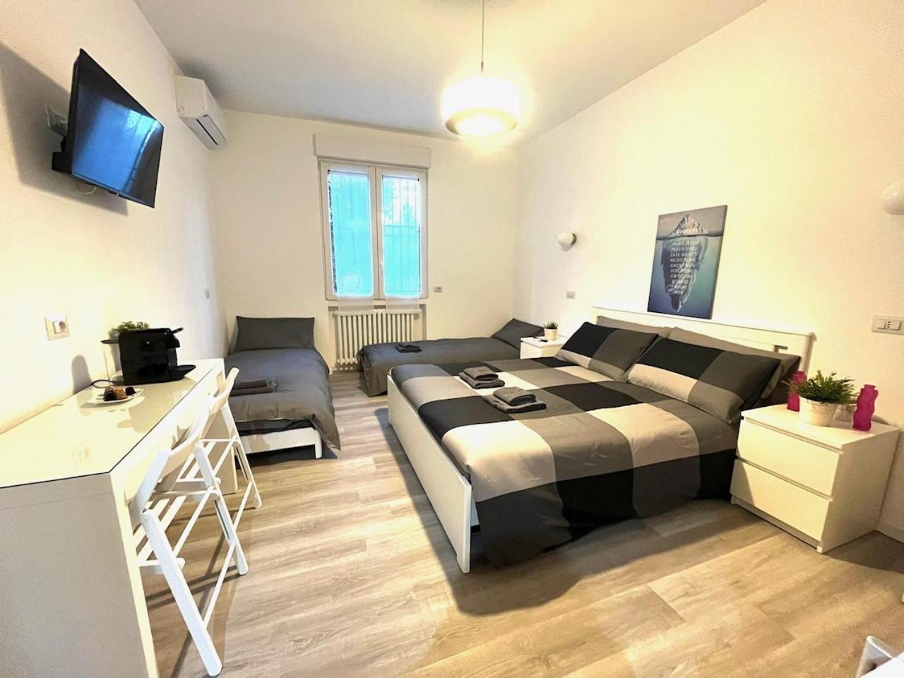 Bed&Breakfast Bbqueen Sandonato Policlinico Bed & Breakfast San Donato Milanese Dış mekan fotoğraf