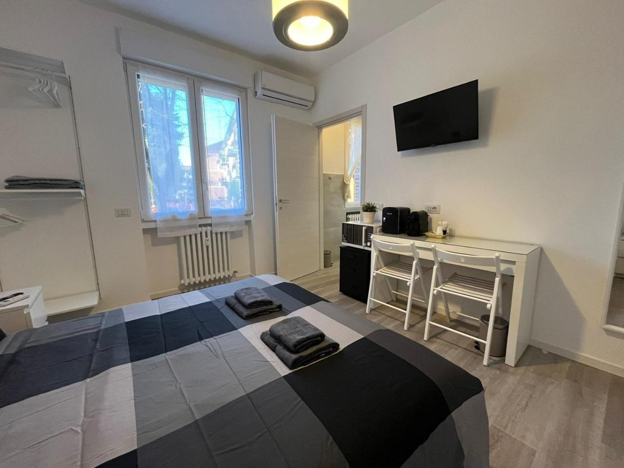 Bed&Breakfast Bbqueen Sandonato Policlinico Bed & Breakfast San Donato Milanese Dış mekan fotoğraf